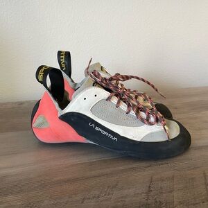 La Sportiva Rock Climbing Shoes 6.5 37.5